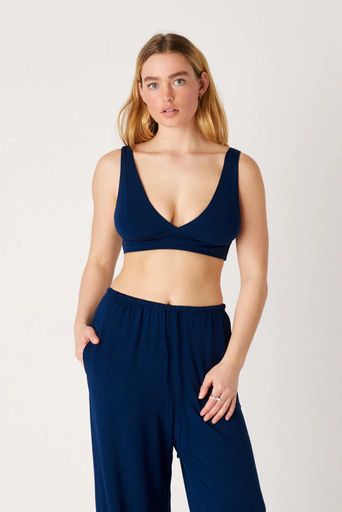 The Cool-Comf Longline Bra - Soft Navy - Image 6