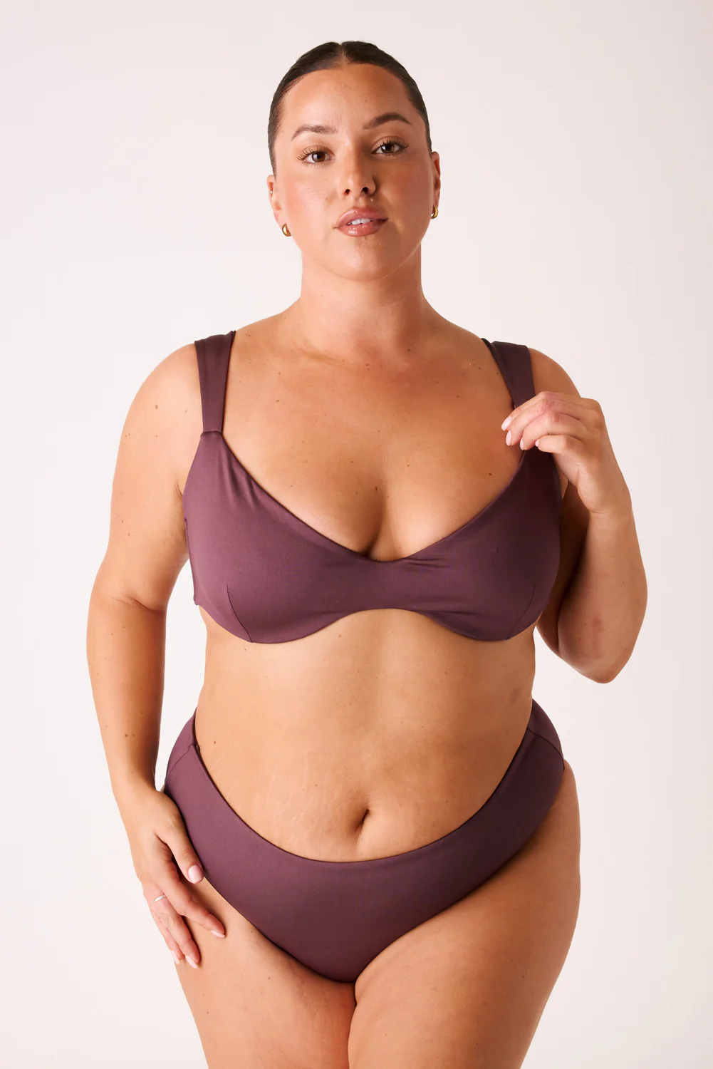 The High-Leg Scrunch Bottom - Fig - Image 5