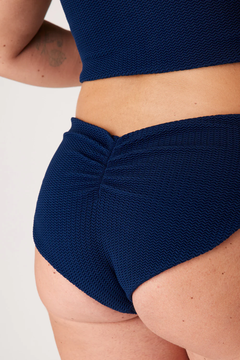The High-Leg Scrunch Bottom - Soft Navy Ripple - Image 4
