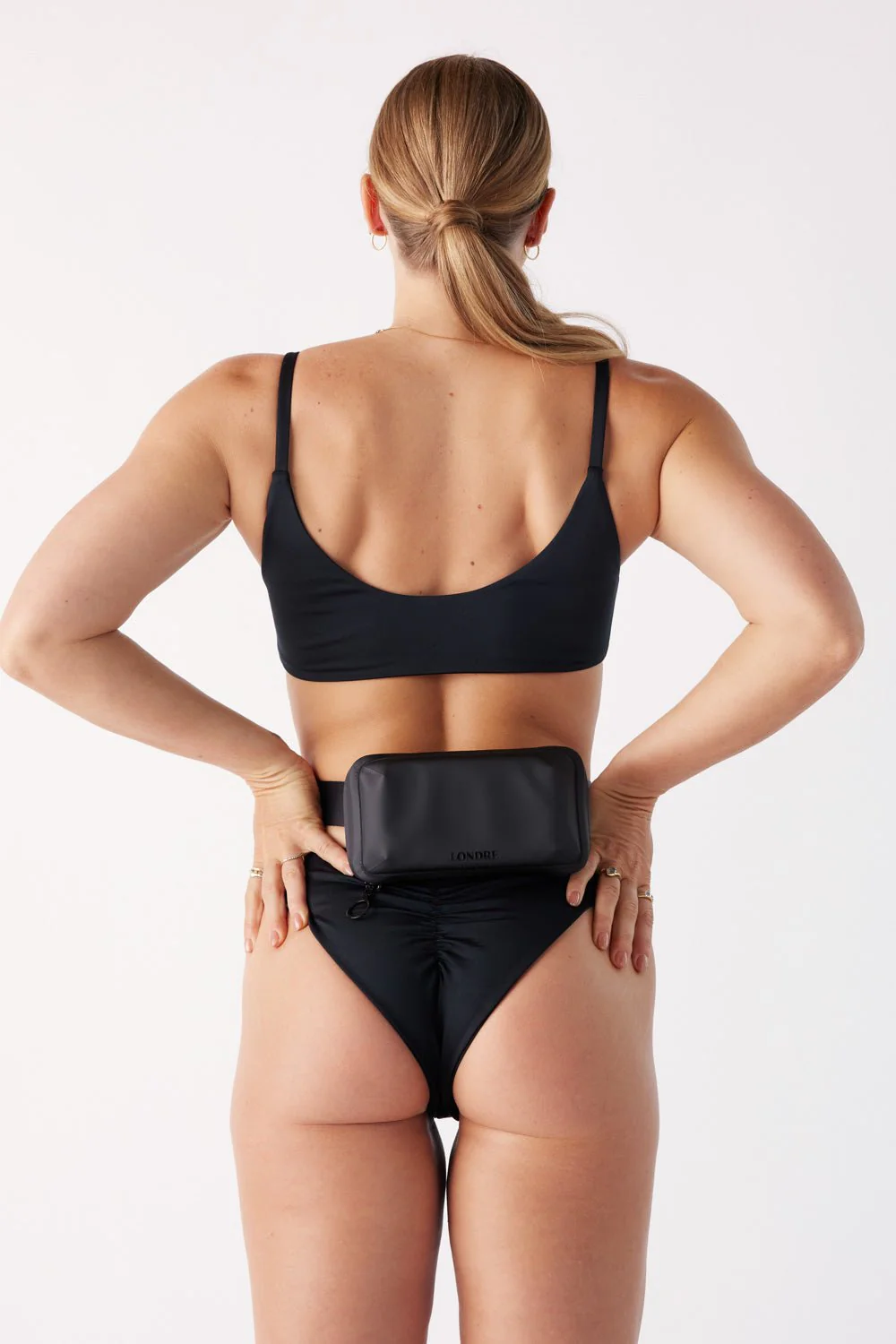 The Orea Waterproof Belt Bag - Matte Black - Image 8