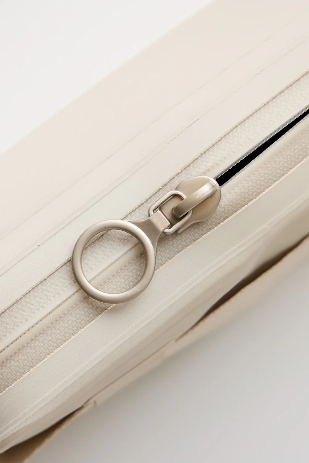 The Orea Waterproof Belt Bag - Moonstone - Image 7