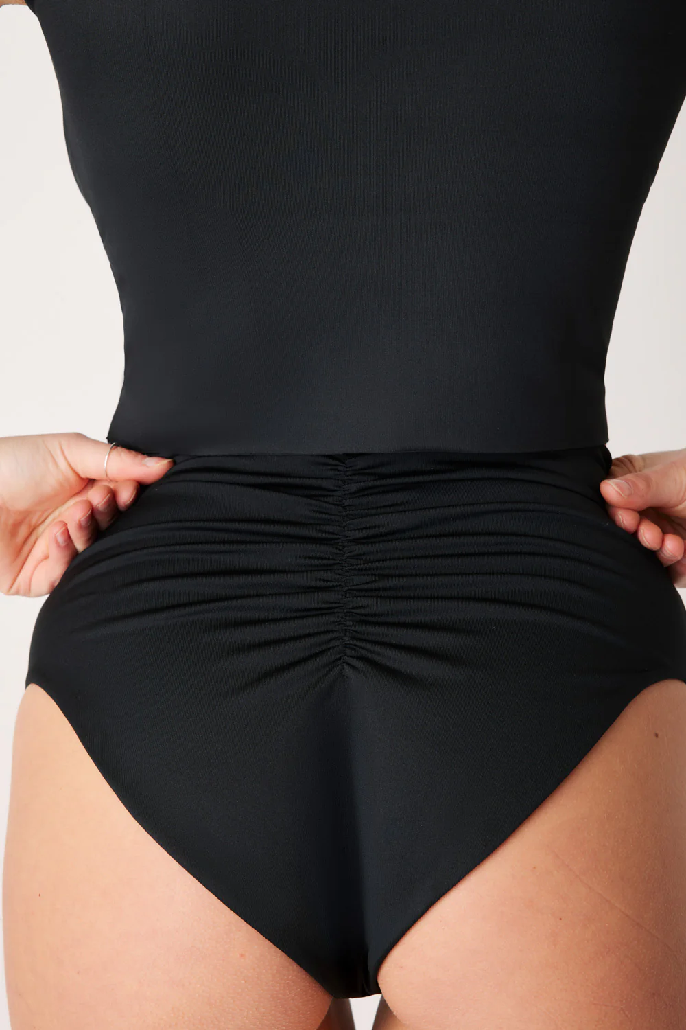 The Short Sleeve Surf Top - Matte Black - Image 5