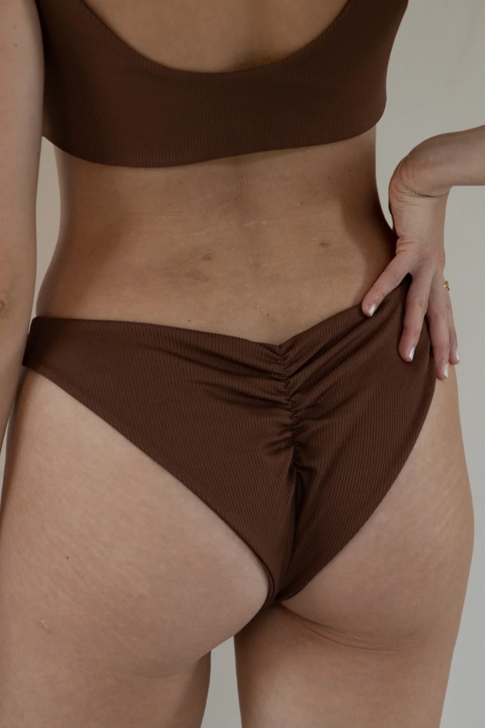 The Sleek Scrunch Bottoms - Ribbed Espresso - Image 2