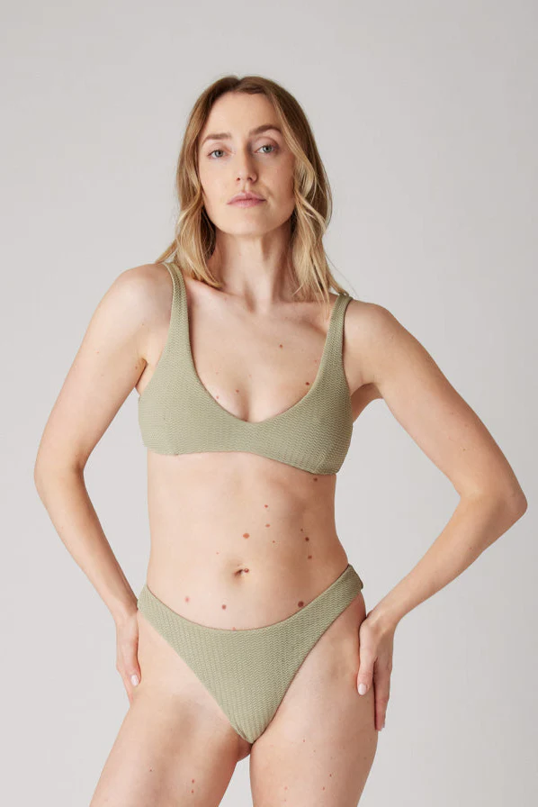 The Sleek Scrunch Bottoms - Soft Olive Ripple