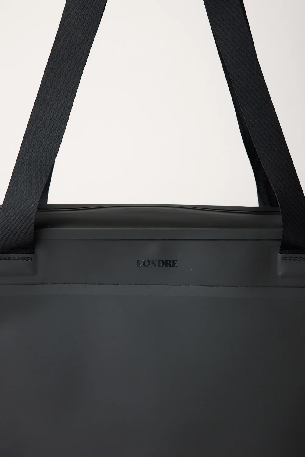 The Covae Waterproof Tote - Matte Black - Image 10